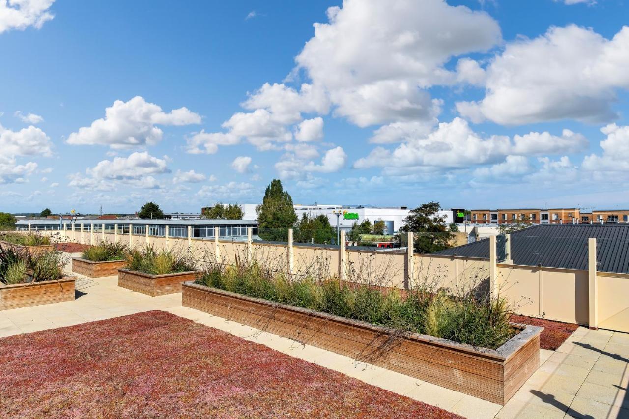 St Martins 2 Bedroom Apartments In Ruislip By 360 Stays Exterior photo